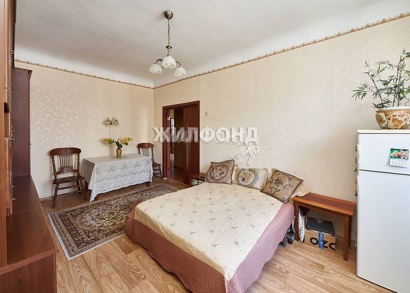 
   Продам 3-комнатную, 74 м², Серебренниковская ул, 11

. Фото 9.