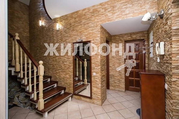
   Продам 3-комнатную, 91.9 м², Красный пр-кт, 51/6

. Фото 27.