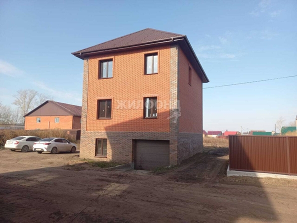 
   Продам дом, 210 м², Новосибирск

. Фото 8.