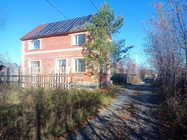 
   Продам дом, 102.5 м², Новосибирск

. Фото 2.