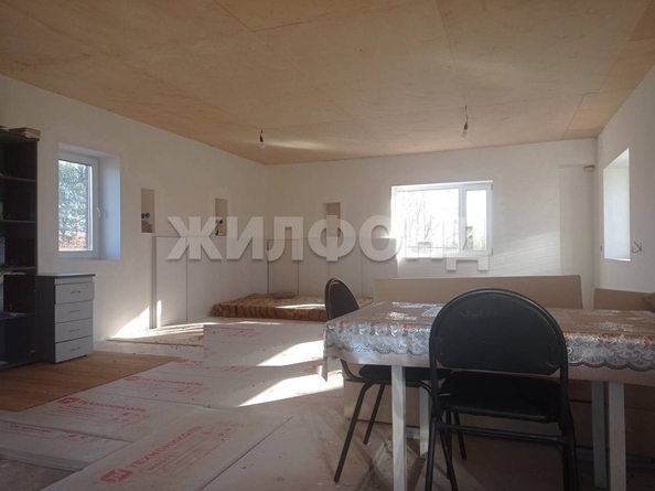 
   Продам дом, 102.5 м², Новосибирск

. Фото 6.