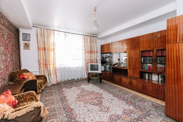 
   Продам 2-комнатную, 71.7 м², Пархоменко ул, 8

. Фото 16.