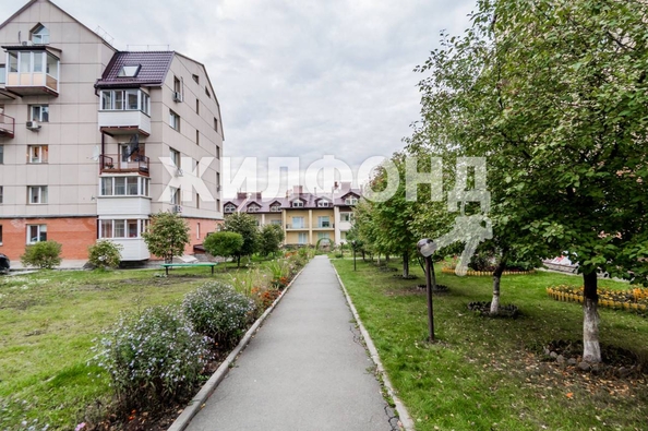 
   Продам 3-комнатную, 91 м², Зеленый Бор мкр, 7

. Фото 9.