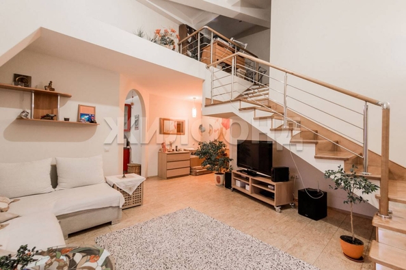 
   Продам 3-комнатную, 91 м², Зеленый Бор мкр, 7

. Фото 3.