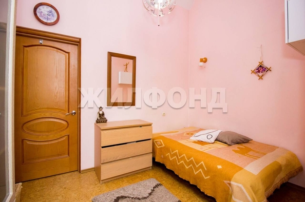 
   Продам 3-комнатную, 91 м², Зеленый Бор мкр, 7

. Фото 11.
