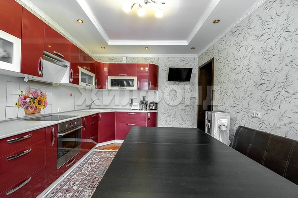 
   Продам 3-комнатную, 100.3 м², Стартовая ул, 4

. Фото 9.