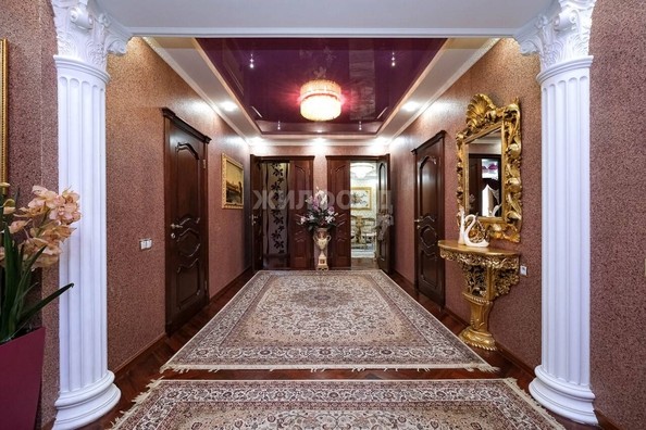 
   Продам 3-комнатную, 132.4 м², Пархоменко ул, 18/1

. Фото 7.
