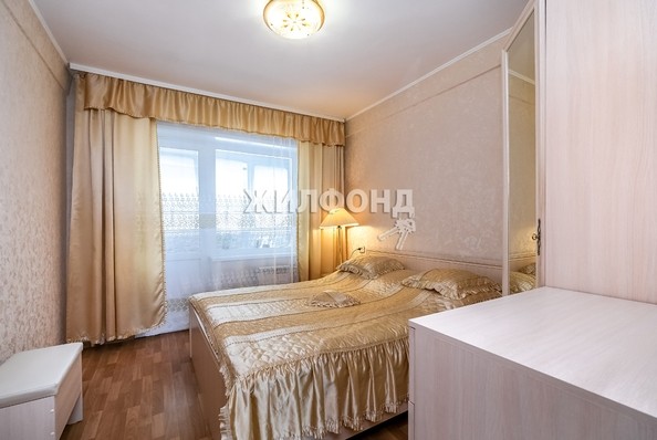 
   Продам 4-комнатную, 69.4 м², Ленинградская ул, 273

. Фото 1.