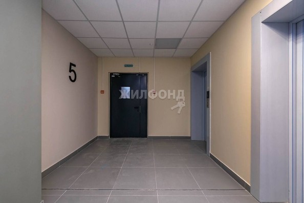 
   Продам 1-комнатную, 32 м², Сибиряков-Гвардейцев ул, 53/10

. Фото 18.