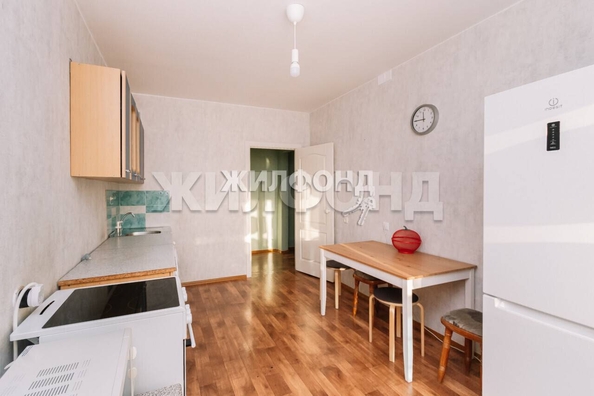 
   Продам 1-комнатную, 41.3 м², Ельцовская ул, 37

. Фото 4.