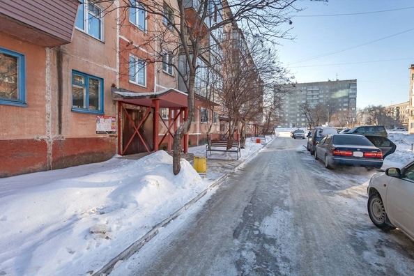 
   Продам 2-комнатную, 44 м², Островского ул, 107

. Фото 10.