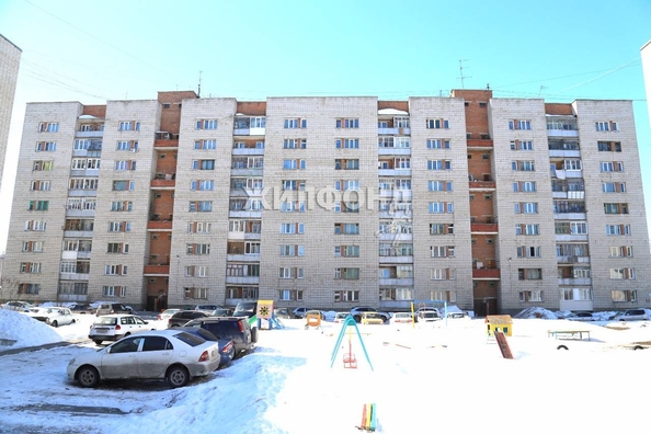 
   Продам 2-комнатную, 51 м², Рогачева ул, 10

. Фото 2.