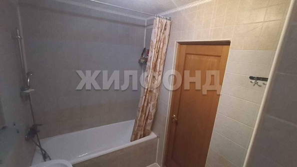 
   Продам 3-комнатную, 68.4 м², Пархоменко ул, 102

. Фото 13.