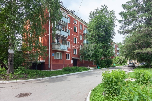 
   Продам 3-комнатную, 57.7 м², Академическая ул, 13

. Фото 2.