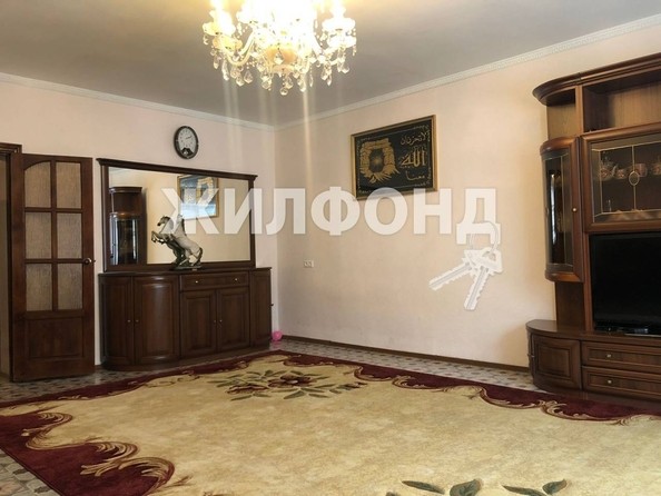 
   Продам дом, 258 м², Новосибирск

. Фото 4.