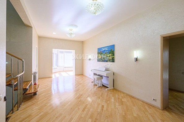
   Продам дом, 426.8 м², Новосибирск

. Фото 48.