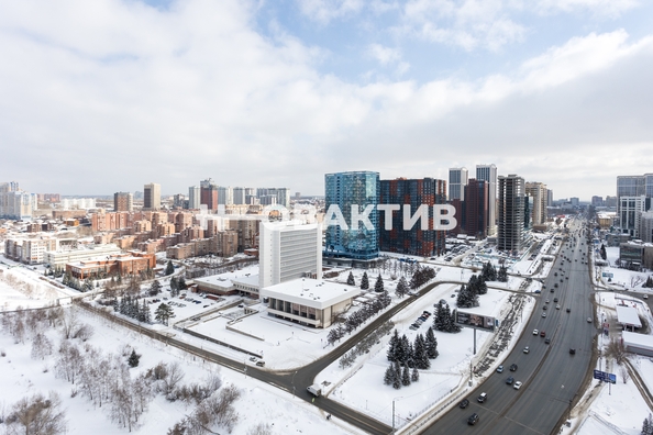 
   Продам 3-комнатную, 61 м², Сибревкома ул, 9

. Фото 15.