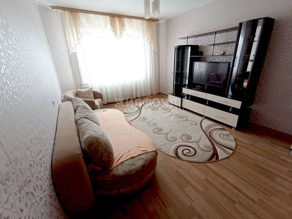 
   Продам 3-комнатную, 62.3 м², Курчатова ул, 3

. Фото 3.