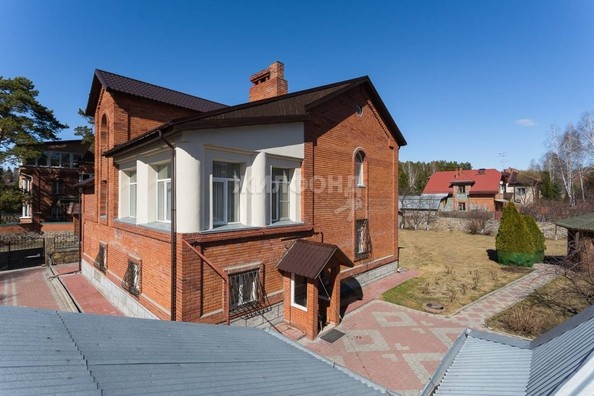 
   Продам дом, 357 м², Новосибирск

. Фото 1.