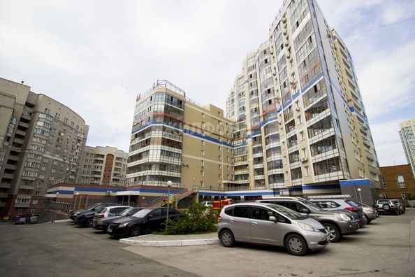 
   Продам 3-комнатную, 114.9 м², Якушева ул, 33

. Фото 2.