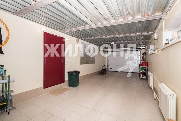 
   Продам дом, 293.3 м², Новосибирск

. Фото 11.