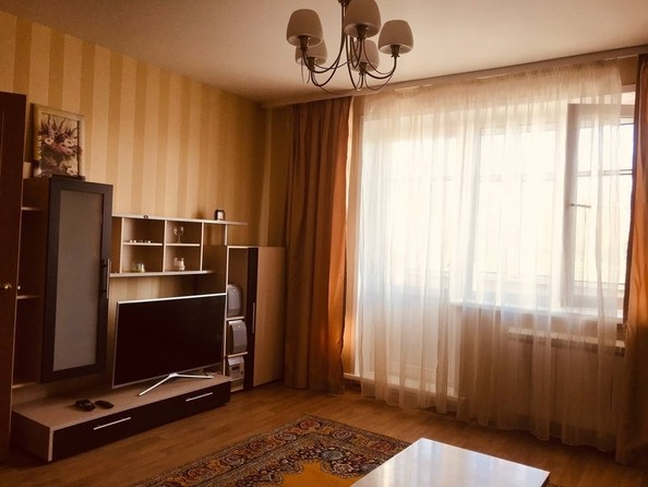 
  Сдам в аренду 2-комнатную квартиру, 54 м², Новосибирск

. Фото 1.