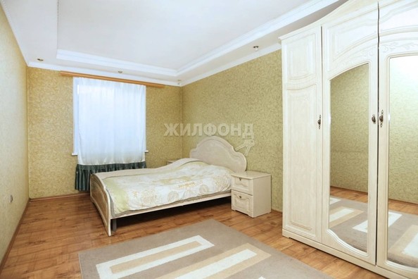 
   Продам дом, 187.2 м², Новосибирск

. Фото 19.