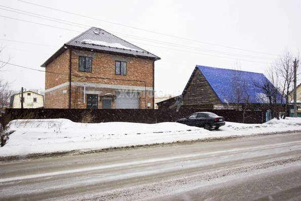 
   Продам дом, 242.4 м², Новосибирск

. Фото 1.