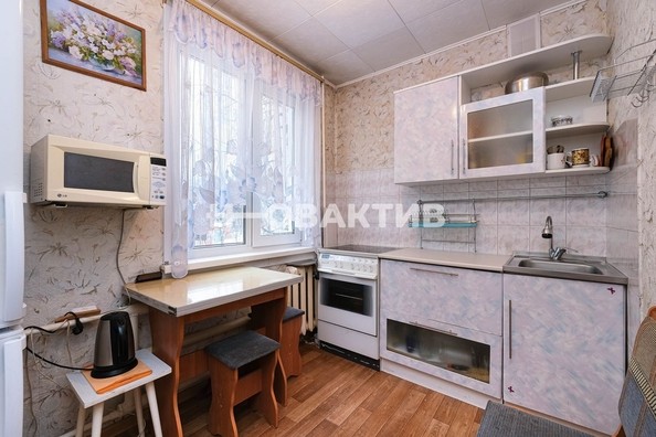 
   Продам 3-комнатную, 56.8 м², Олеко Дундича ул, 21/3

. Фото 4.