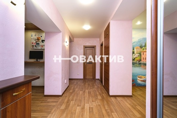 
   Продам 4-комнатную, 126.8 м², Бориса Богаткова ул, 65

. Фото 40.