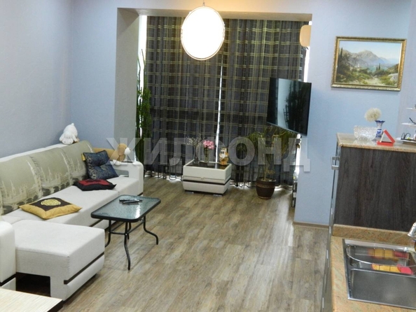 
   Продам 3-комнатную, 95.7 м², Радужная ул, 9

. Фото 2.