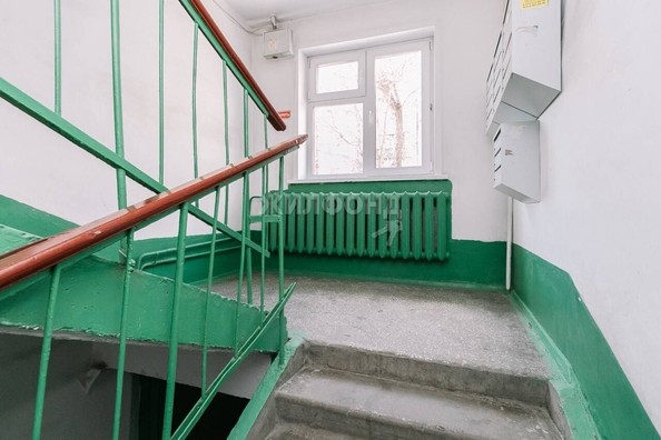 
   Продам 4-комнатную, 60.7 м², Челюскинцев ул, 38

. Фото 23.