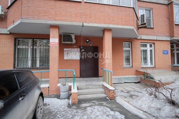
   Продам 4-комнатную, 137.9 м², Галущака ул, 1

. Фото 27.
