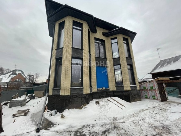 
   Продам дом, 500 м², Новосибирск

. Фото 3.