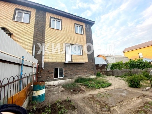 
   Продам дом, 192.8 м², Новосибирск

. Фото 2.