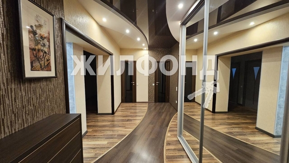 
   Продам 2-комнатную, 106.5 м², Владимировский спуск, 9/1

. Фото 7.