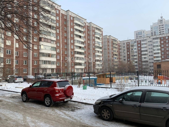 
   Продам 2-комнатную, 54 м², Депутатская ул, 58

. Фото 3.