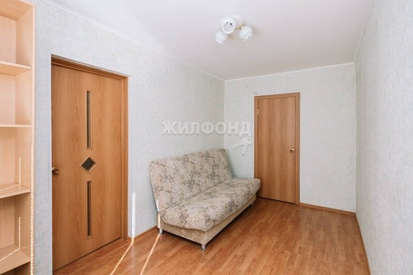 
   Продам 2-комнатную, 45.5 м², Владимировская ул, 12

. Фото 1.