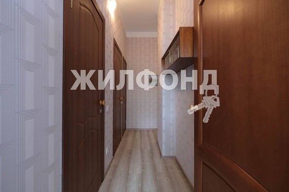 
   Продам 2-комнатную, 54.5 м², Красный пр-кт, 179

. Фото 12.