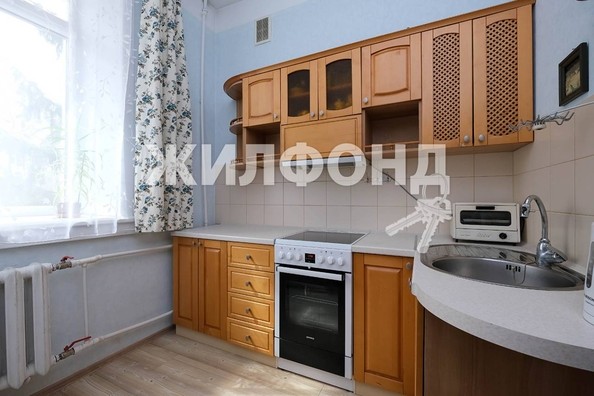 
   Продам 2-комнатную, 54.5 м², Красный пр-кт, 179

. Фото 14.