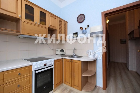 
   Продам 2-комнатную, 54.5 м², Красный пр-кт, 179

. Фото 15.