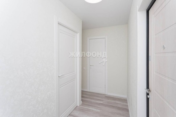 
   Продам 2-комнатную, 42.9 м², Дуси Ковальчук ул, 258

. Фото 12.