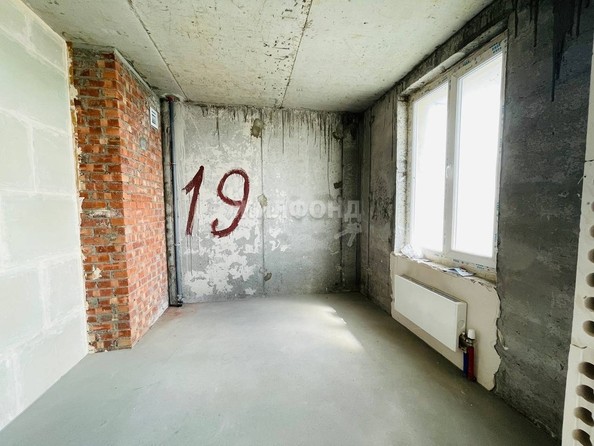 
   Продам 2-комнатную, 62.8 м², Галущака ул, 15

. Фото 13.