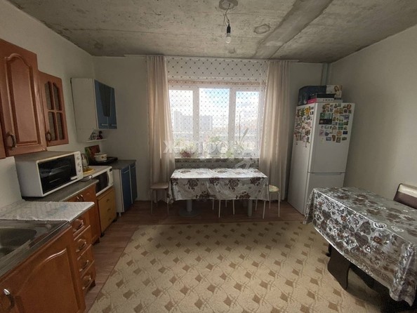 
   Продам 3-комнатную, 86 м², Александра Чистякова ул, 6

. Фото 9.