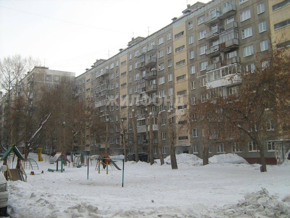 
   Продам 1-комнатную, 32 м², Бориса Богаткова ул, 217

. Фото 2.