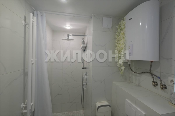 
   Продам 3-комнатную, 65.7 м², Лазурная ул, 10

. Фото 13.
