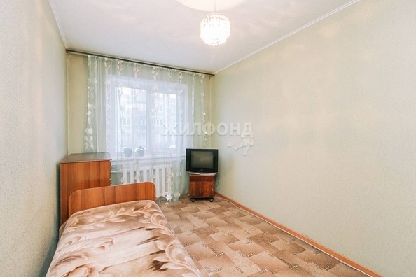 
   Продам 3-комнатную, 58.4 м², Есенина ул, 47

. Фото 7.