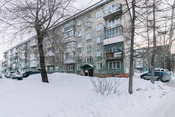 
   Продам 3-комнатную, 58.4 м², Есенина ул, 47

. Фото 12.