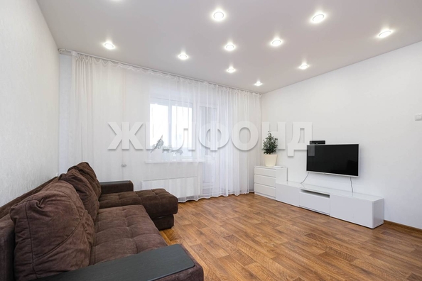 
   Продам 2-комнатную, 72.5 м², Фрунзе ул, 71/1

. Фото 15.