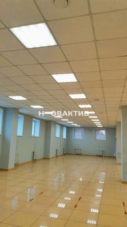 
   Сдам помещение свободного назначения, 400 м², Ленина ул, 92

. Фото 1.